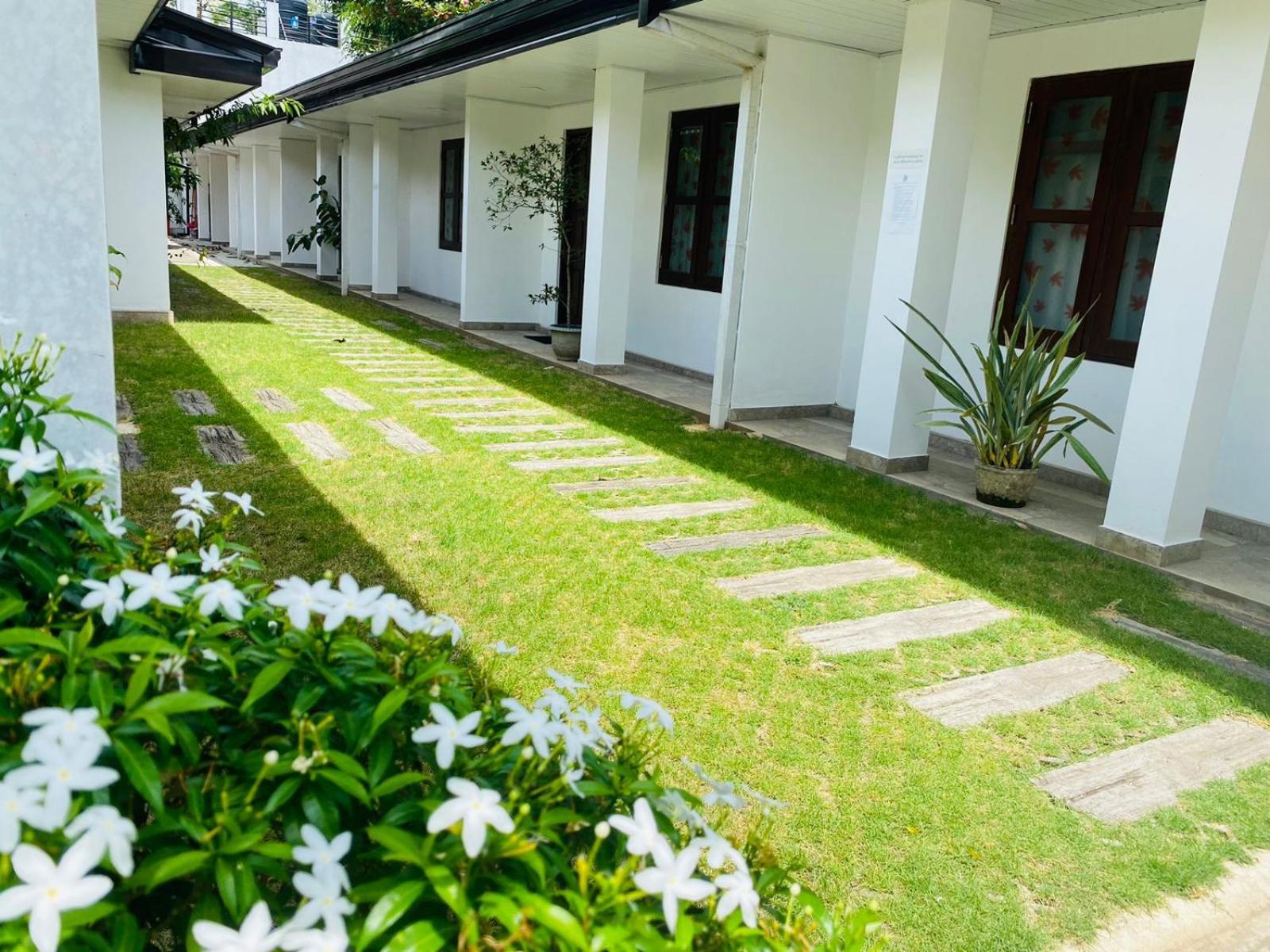Premium Cottages B&B Kurunegala Eksteriør bilde